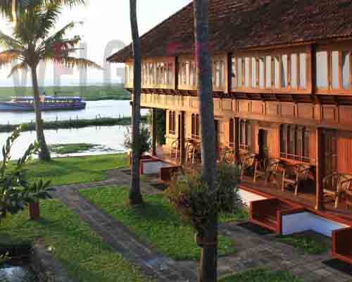 Welgreen Kerala Holidays - CGH Earth - Coconut Lagoon 